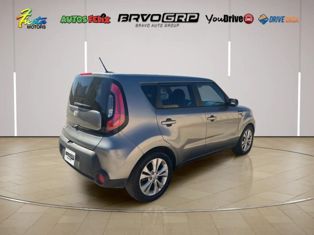 2015 Kia Soul +