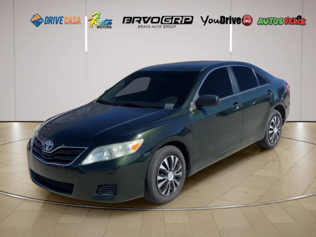 2011 Toyota Camry LE V6 6-Spd AT