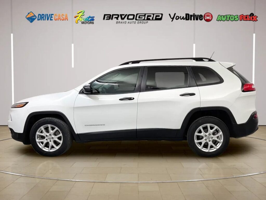 2016 Jeep Cherokee Sport