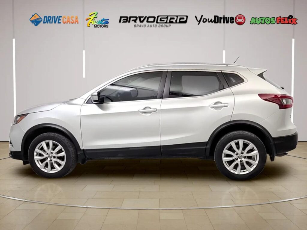 2020 Nissan Rogue Sport SV FWD Xtronic CVT