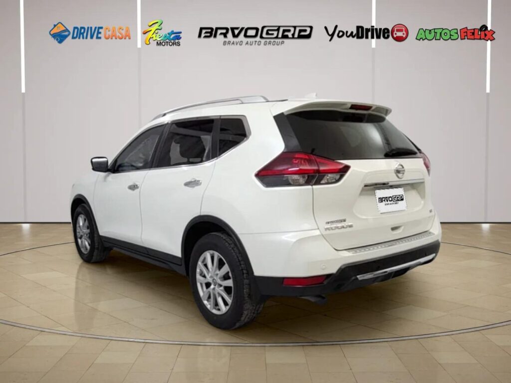2020 Nissan Rogue SV FWD
