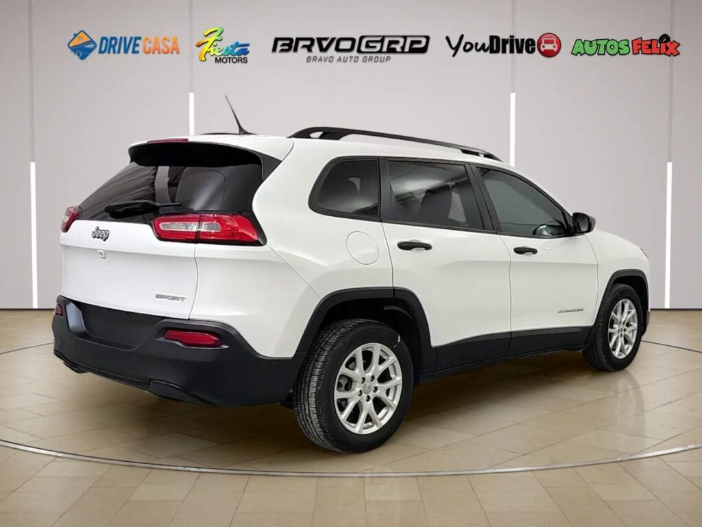 2016 Jeep Cherokee Sport