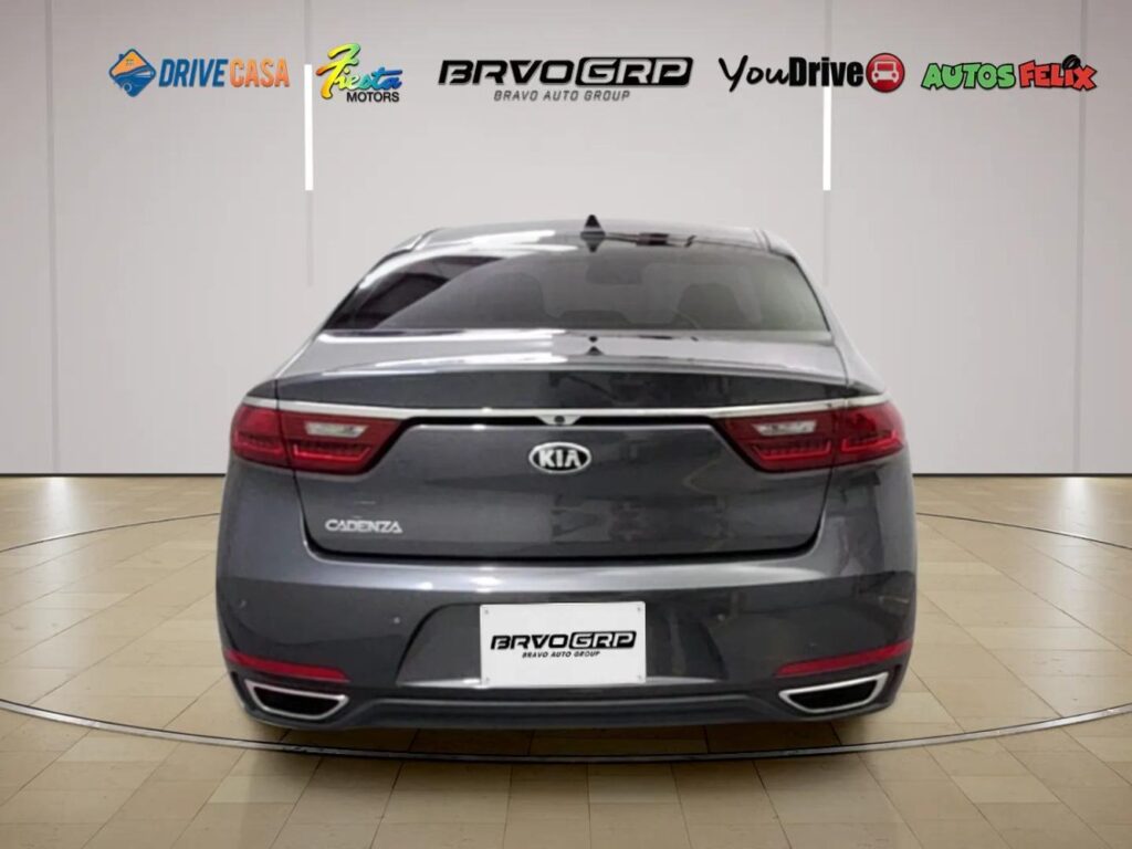 2019 Kia Cadenza Premium