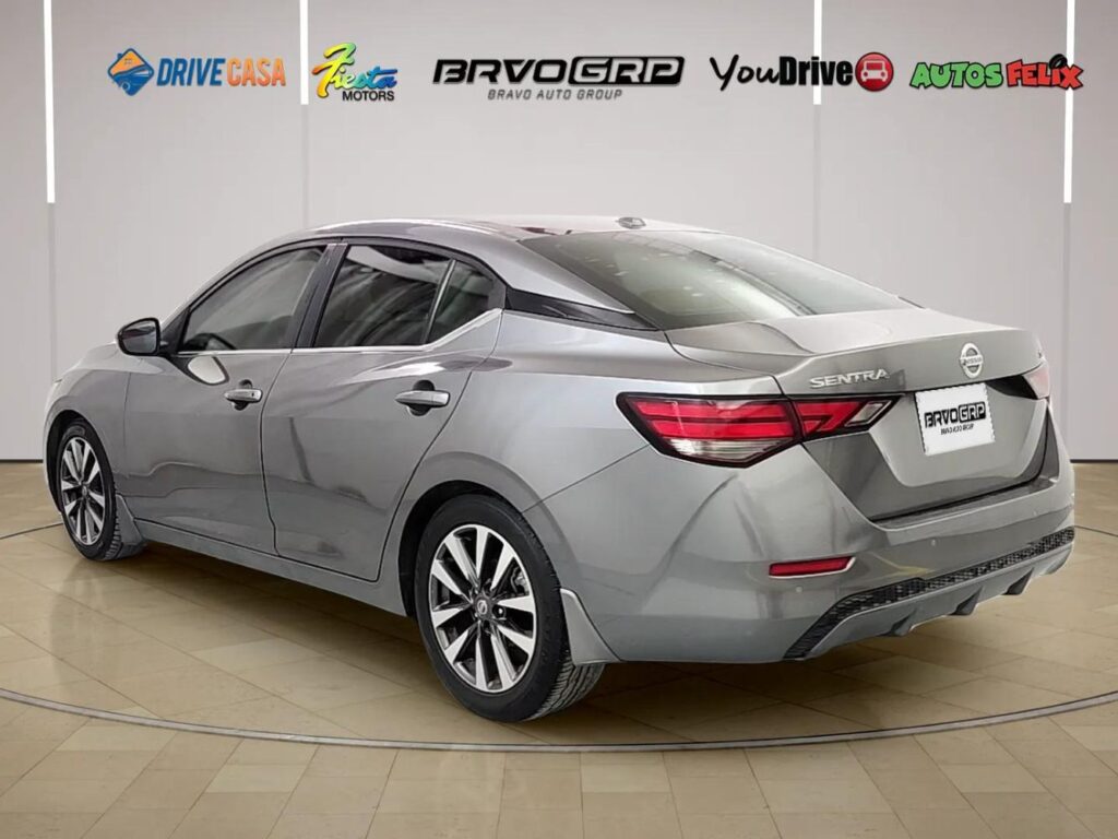 2021 Nissan Sentra SV Xtronic CVT