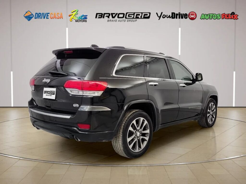 2017 Jeep Grand Cherokee Overland 4x2