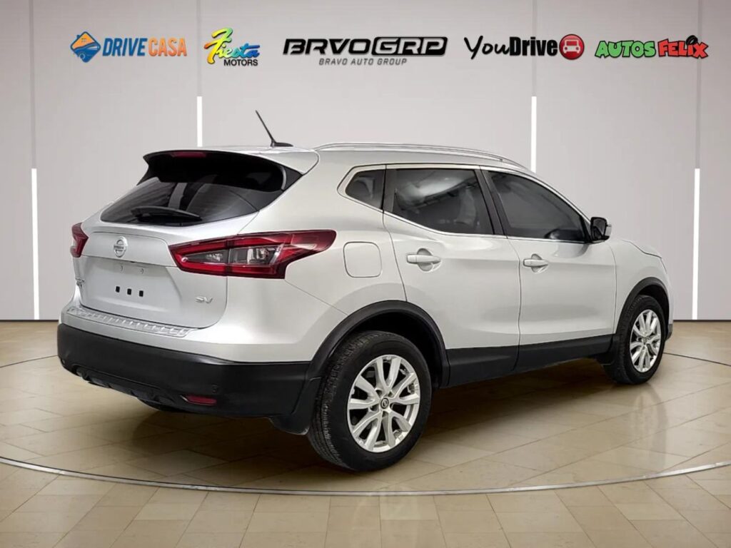 2020 Nissan Rogue Sport SV FWD Xtronic CVT