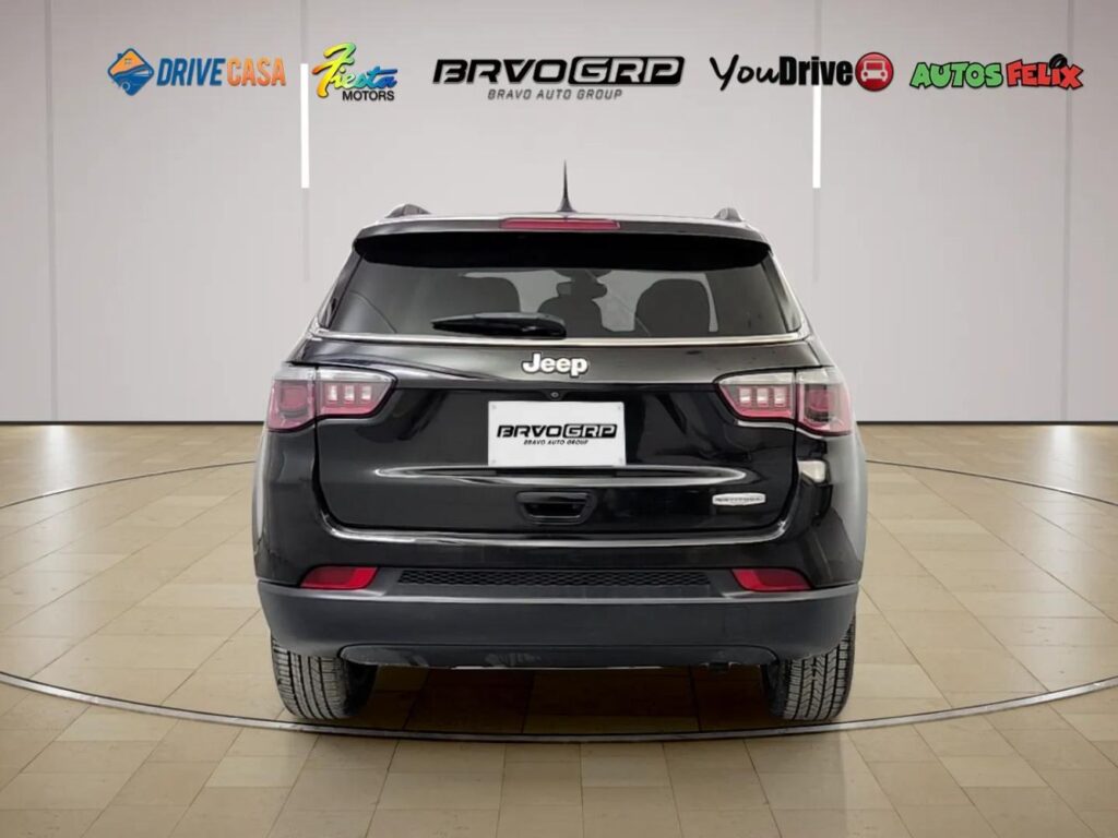 2018 Jeep Compass Latitude FWD