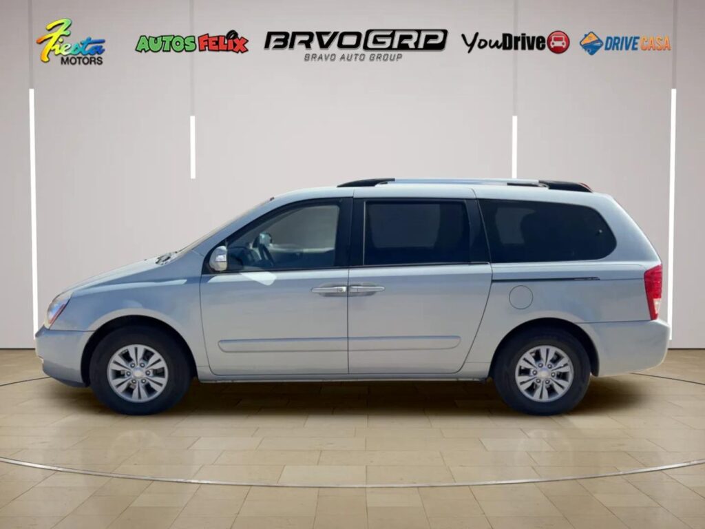 2012 Kia Sedona LX LWB