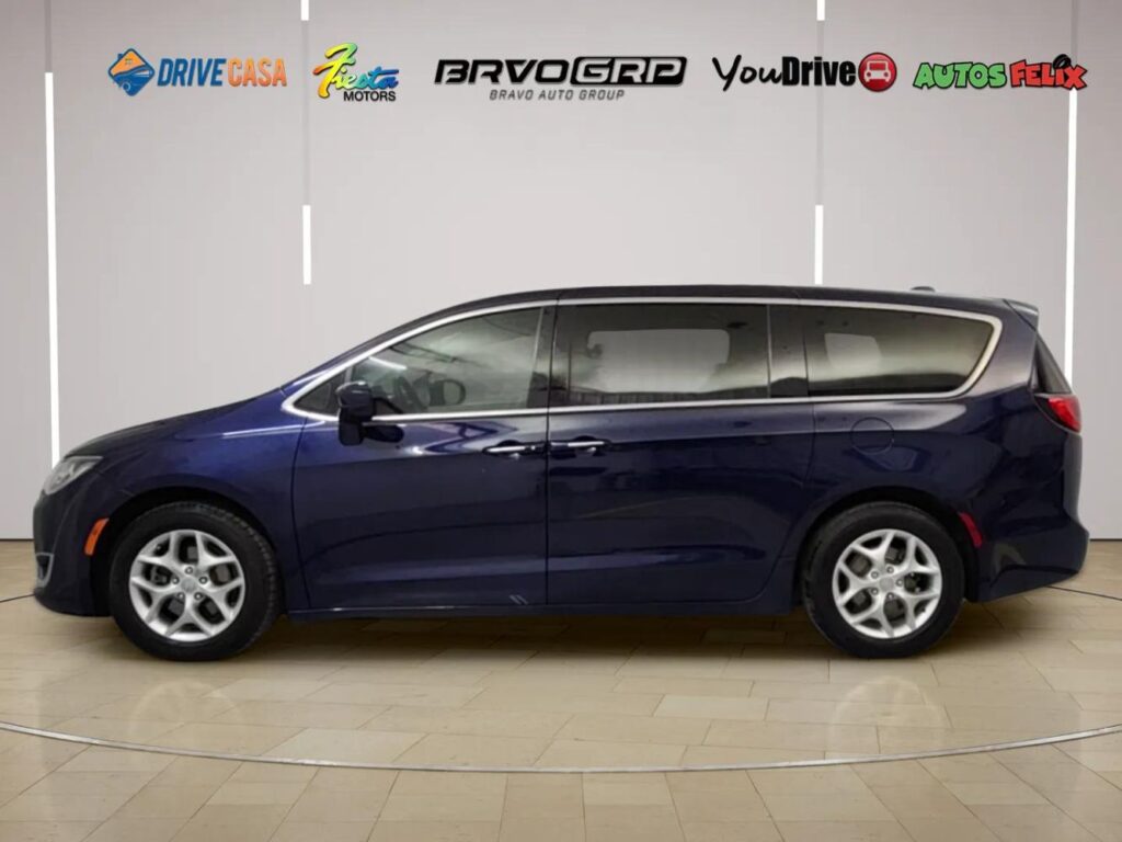 2019 Chrysler Pacifica Touring Plus