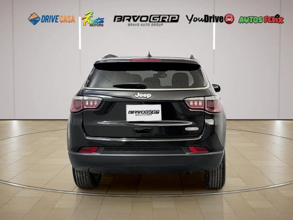 2018 Jeep Compass Latitude FWD