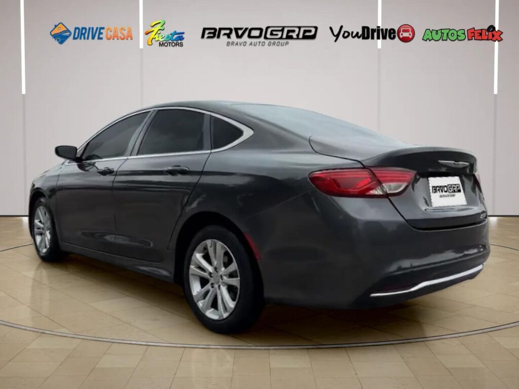 2016 Chrysler 200 Limited