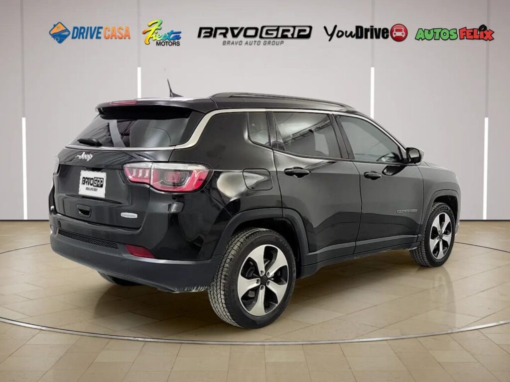 2018 Jeep Compass Latitude FWD