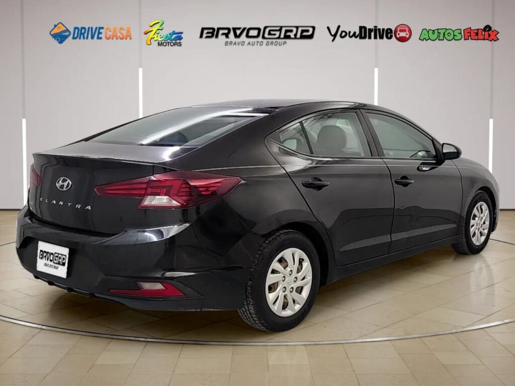 2020 Hyundai Elantra SE