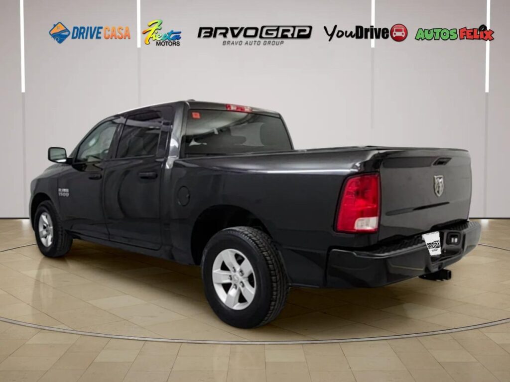 2017 Ram 1500 Express Crew Cab 4x2 5'7 Box