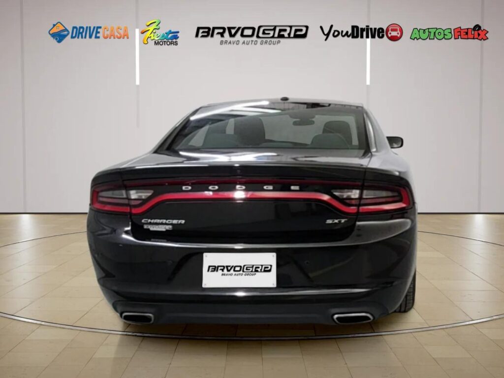 2018 Dodge Charger SXT RWD