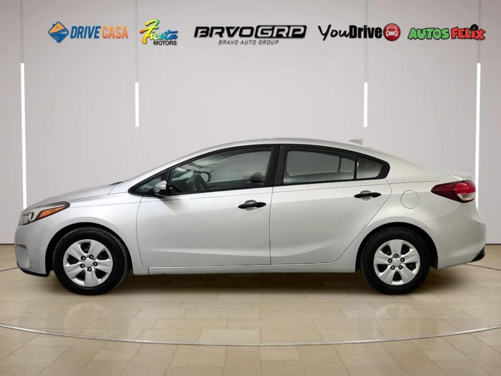 2017 Kia Forte LX 6A