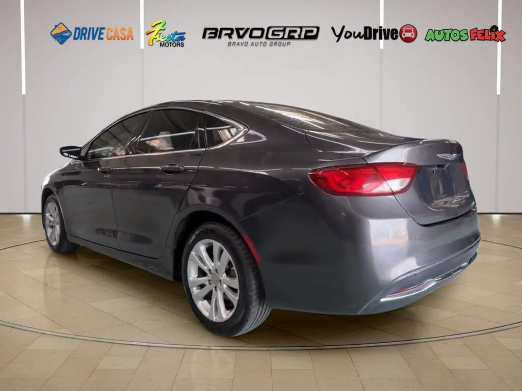 2015 Chrysler 200 Limited