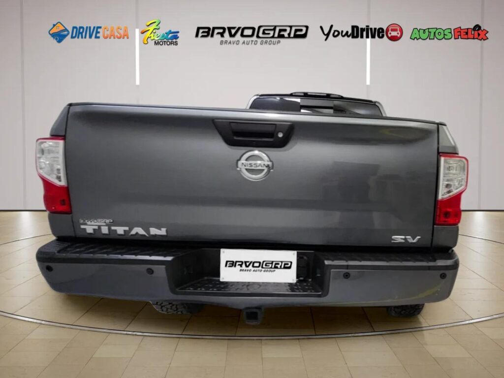 2017 Nissan TITAN XD SV Gas