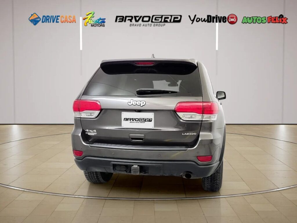 2019 Jeep Grand Cherokee Laredo E 4x4
