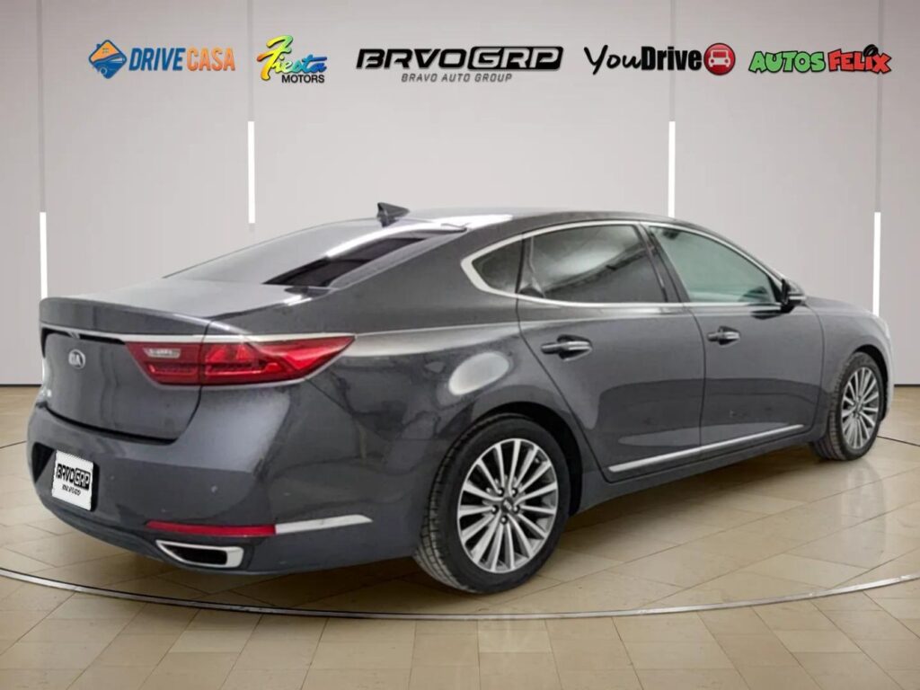2019 Kia Cadenza Premium
