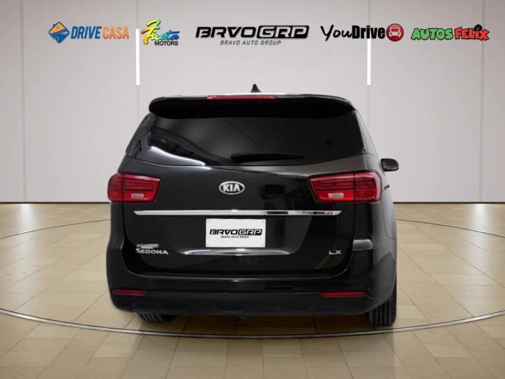 2021 Kia Sedona LX