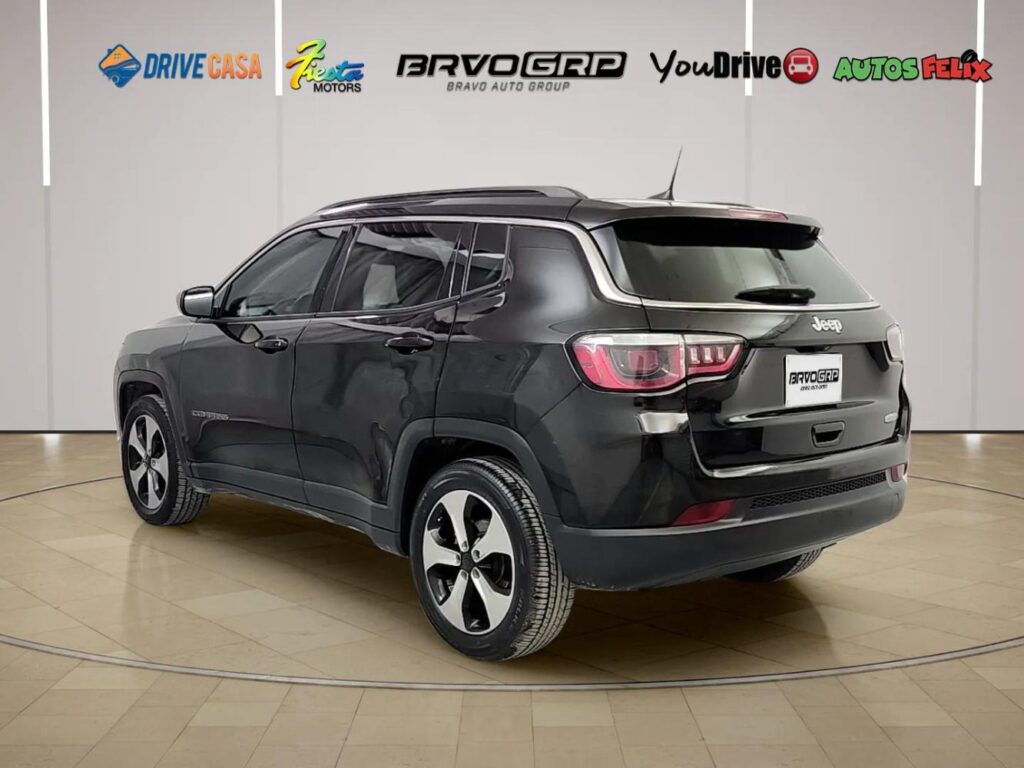 2018 Jeep Compass Latitude FWD