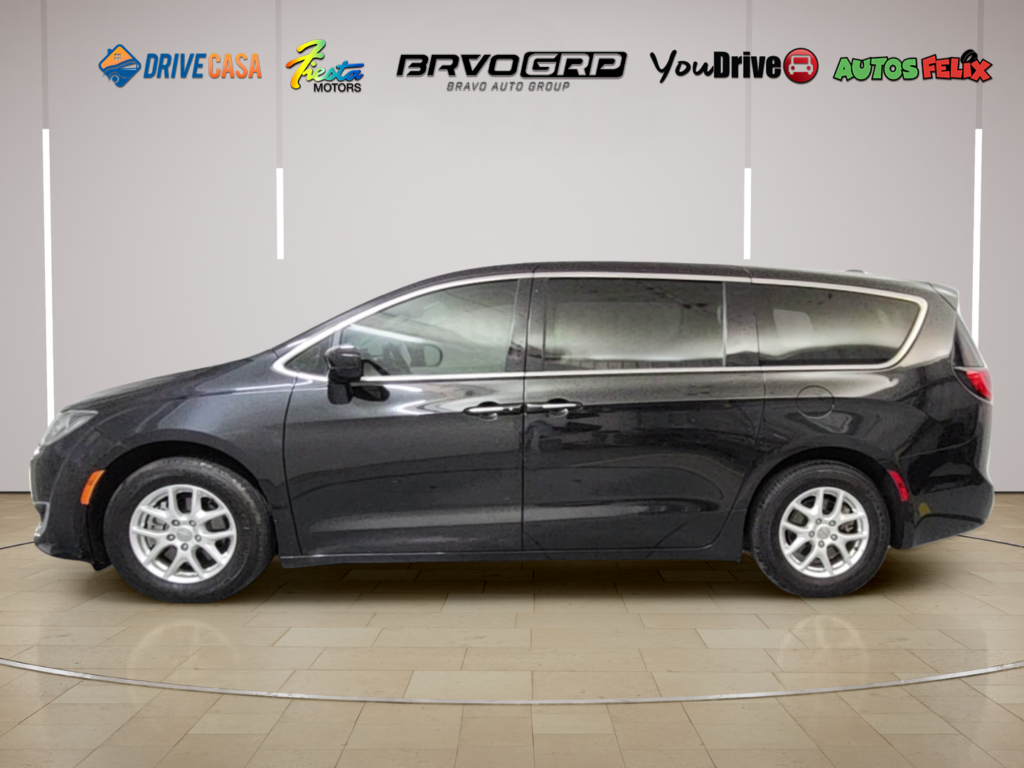 2020 Chrysler Pacifica Touring