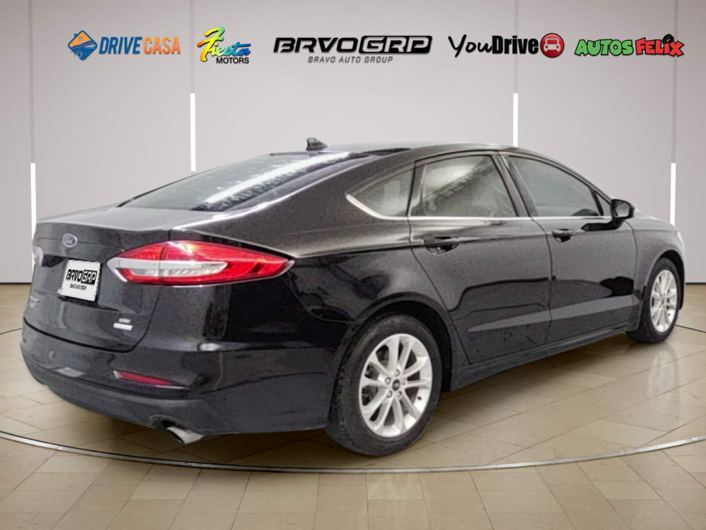 2020 Ford Fusion SE