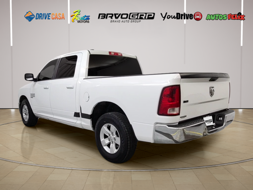 2021 Ram 1500 Classic SLT Crew Cab 4x2 5'7 Box