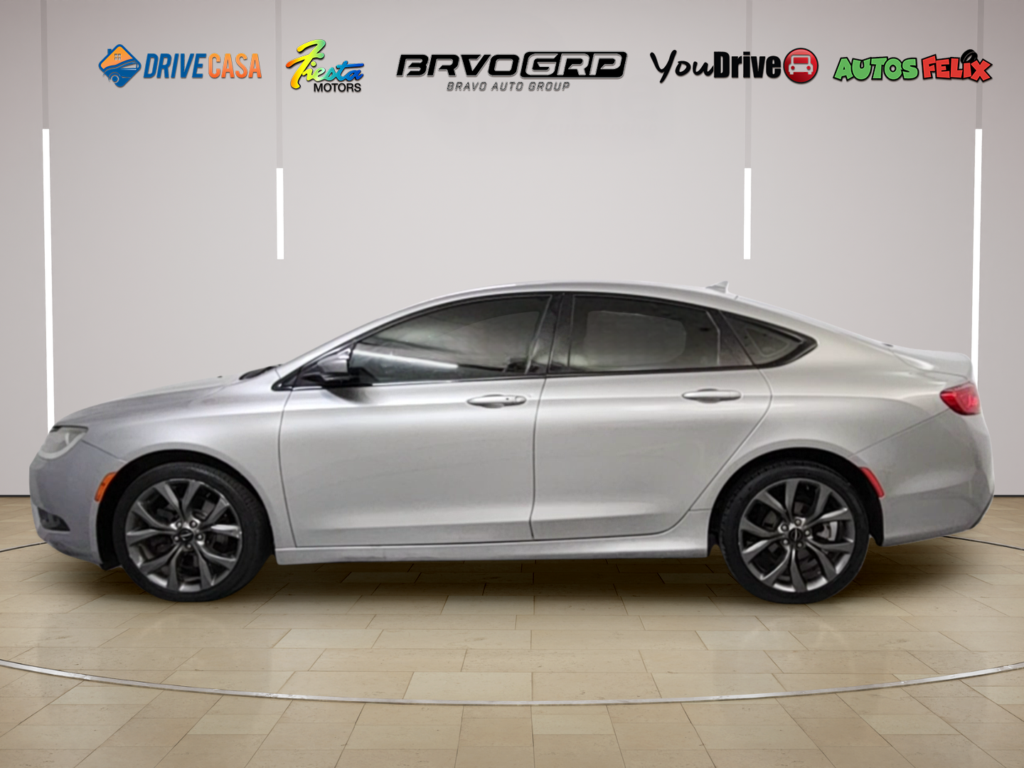 2016 Chrysler 200 S
