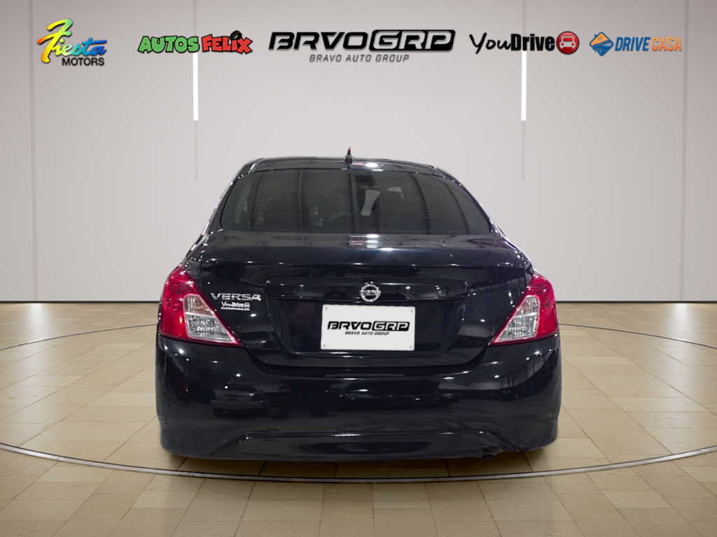 2018 Nissan Versa 1.6 SV Sedan