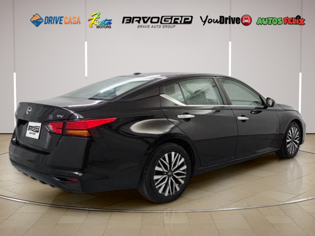 2023 Nissan Altima SV FWD