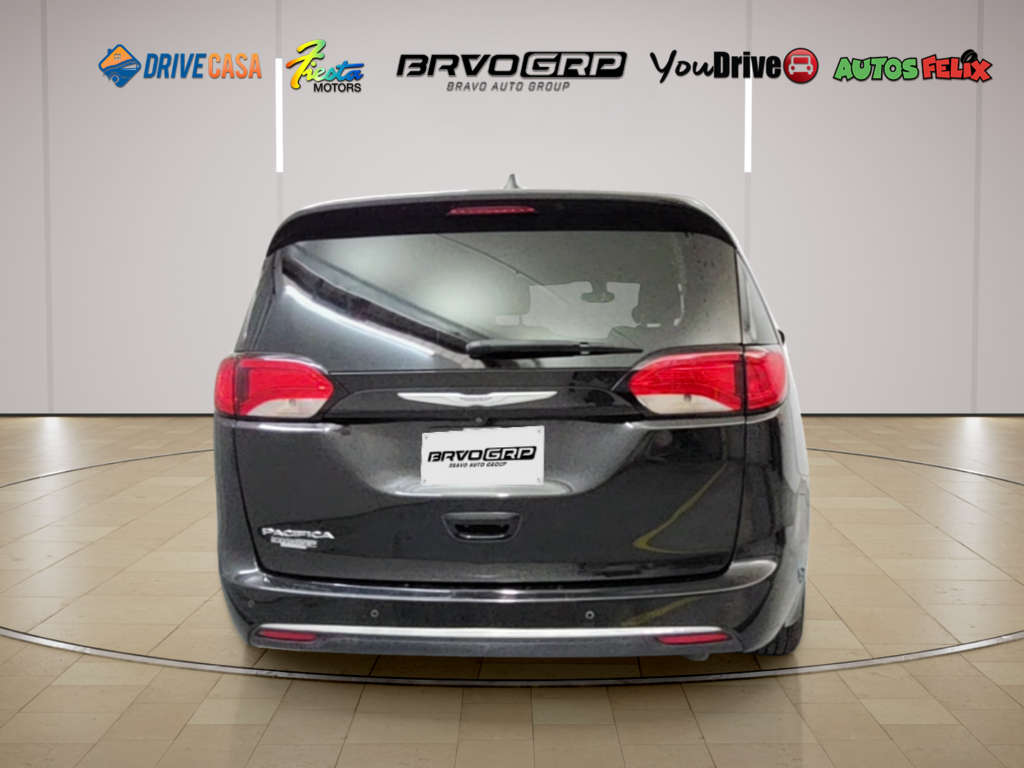 2020 Chrysler Pacifica Touring