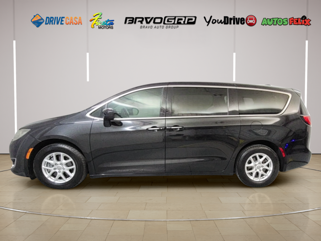2017 Chrysler Pacifica Touring Plus